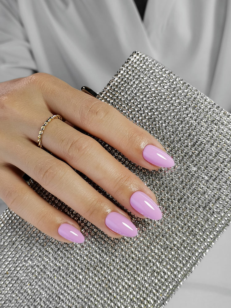 Youth Pink Brillo — Almendra corta detail image 2