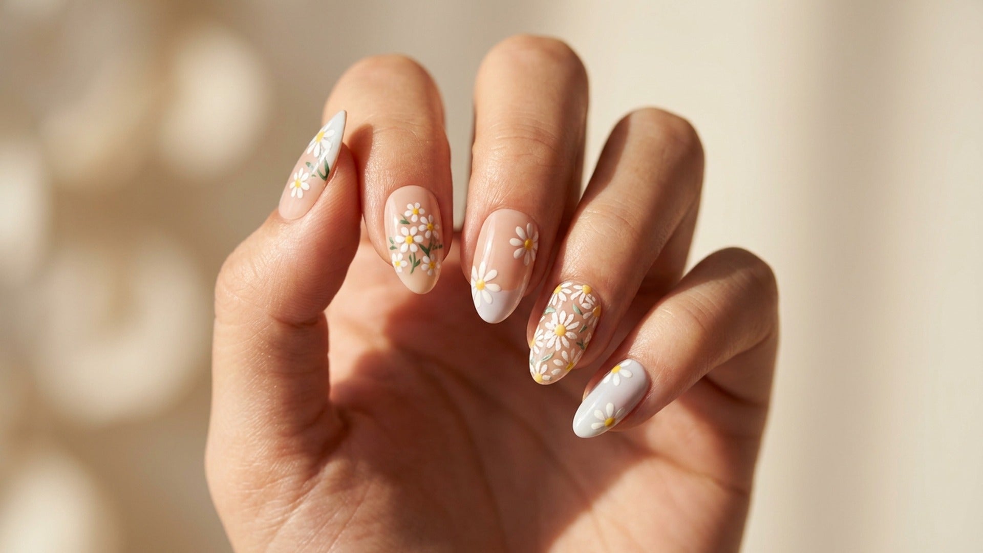 Daisy Nail Designs: 20 Floral Press-On Looks for 2026 hero image