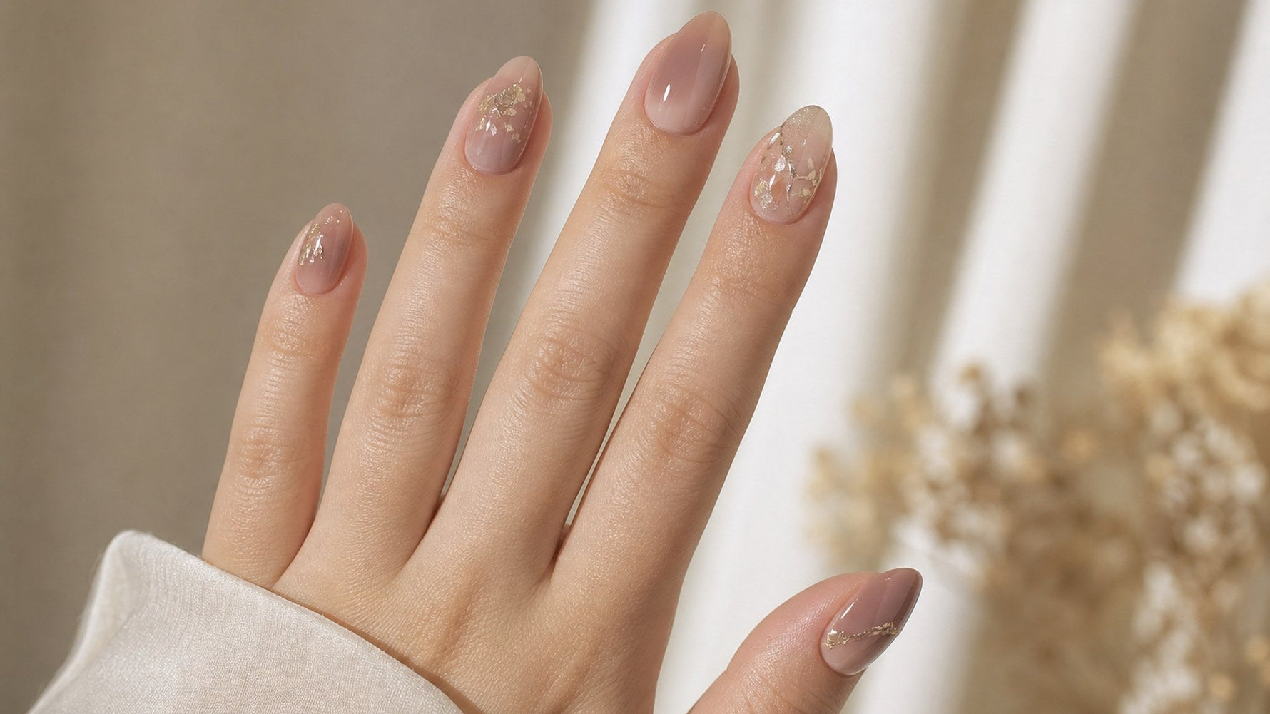 Best Nail Shapes for Short Fat Fingers: Visual Slimming Guide hero image