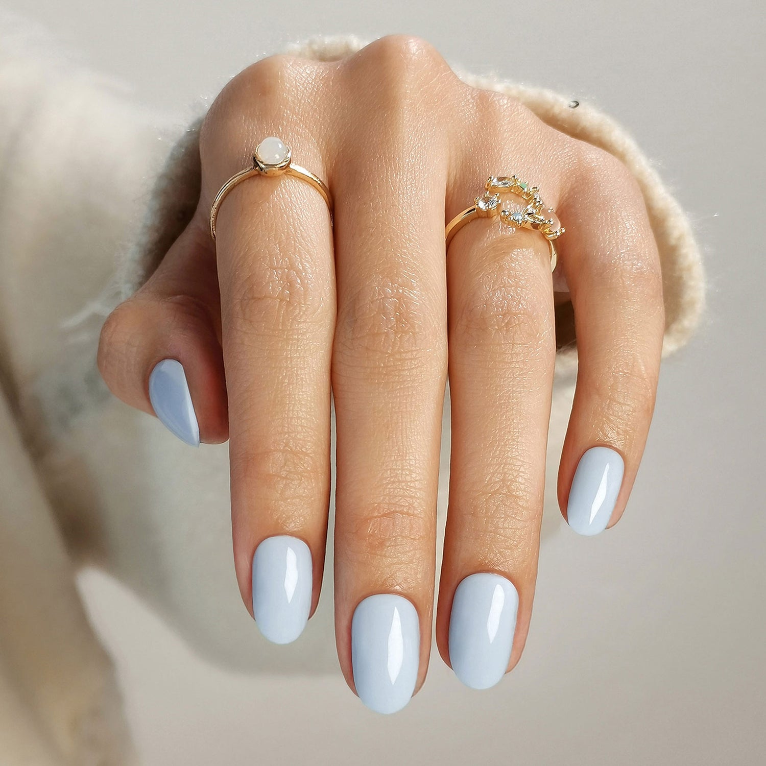 Baby Blue Short Oval Press-on Nails