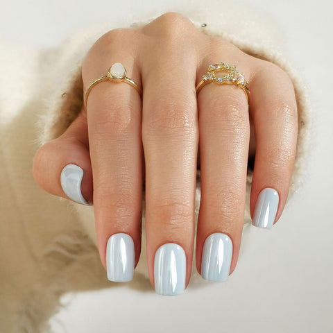 Glazed Chrome Aurora Light Blue Nails