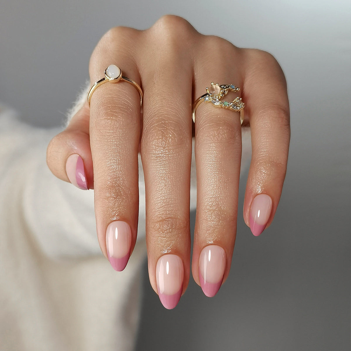 French Tip Dusty Rose Mauve Short Almond Press on Nails product image 6 | SHANGMENG®
