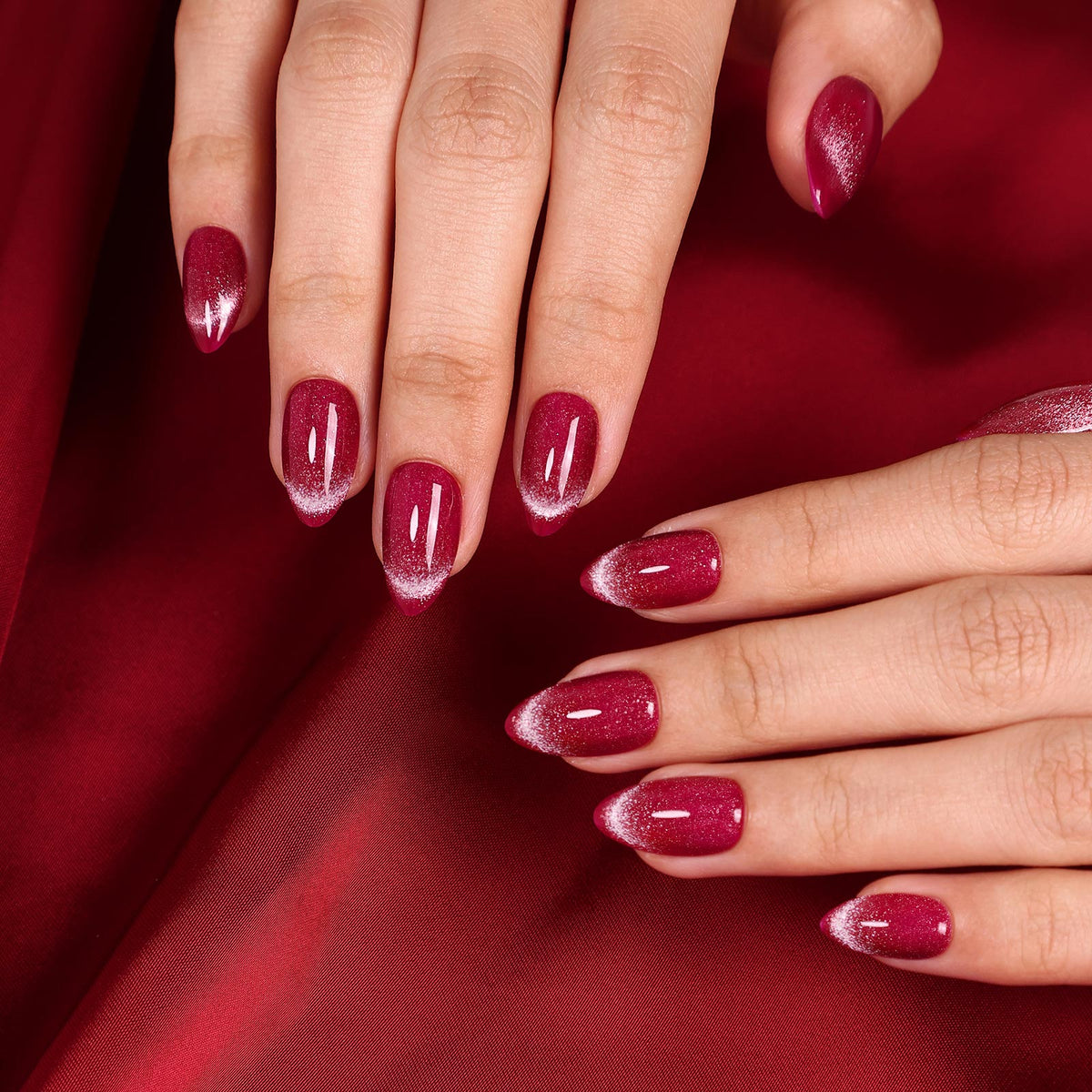 Berry Stardust Fuchsia Cat Eye — Short Almond hand view on berry silk | SHANGMENG®
