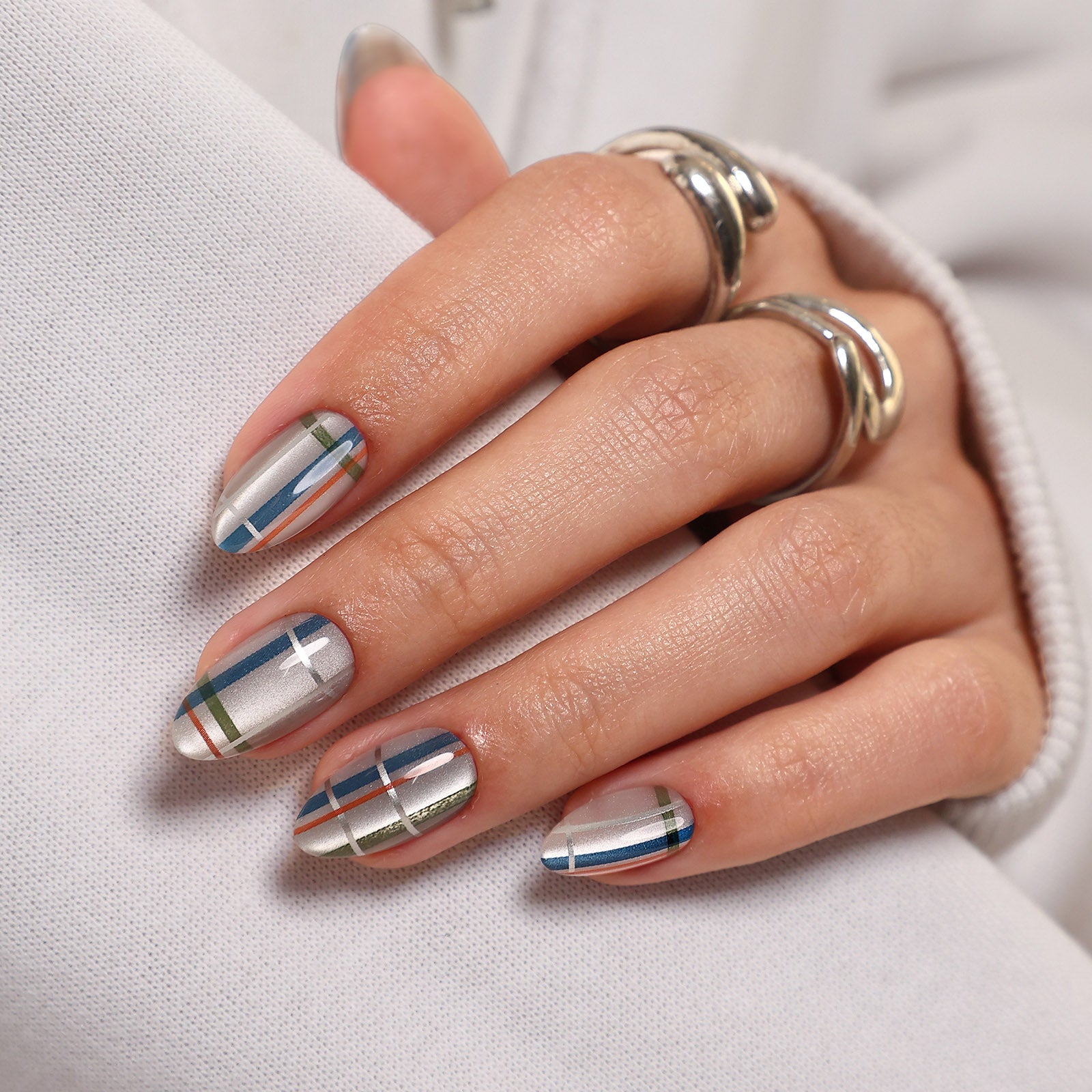 Plaid Shimmer Salon Style Reusable Soft Gel Press on Nails product image 5 | SHANGMENG®