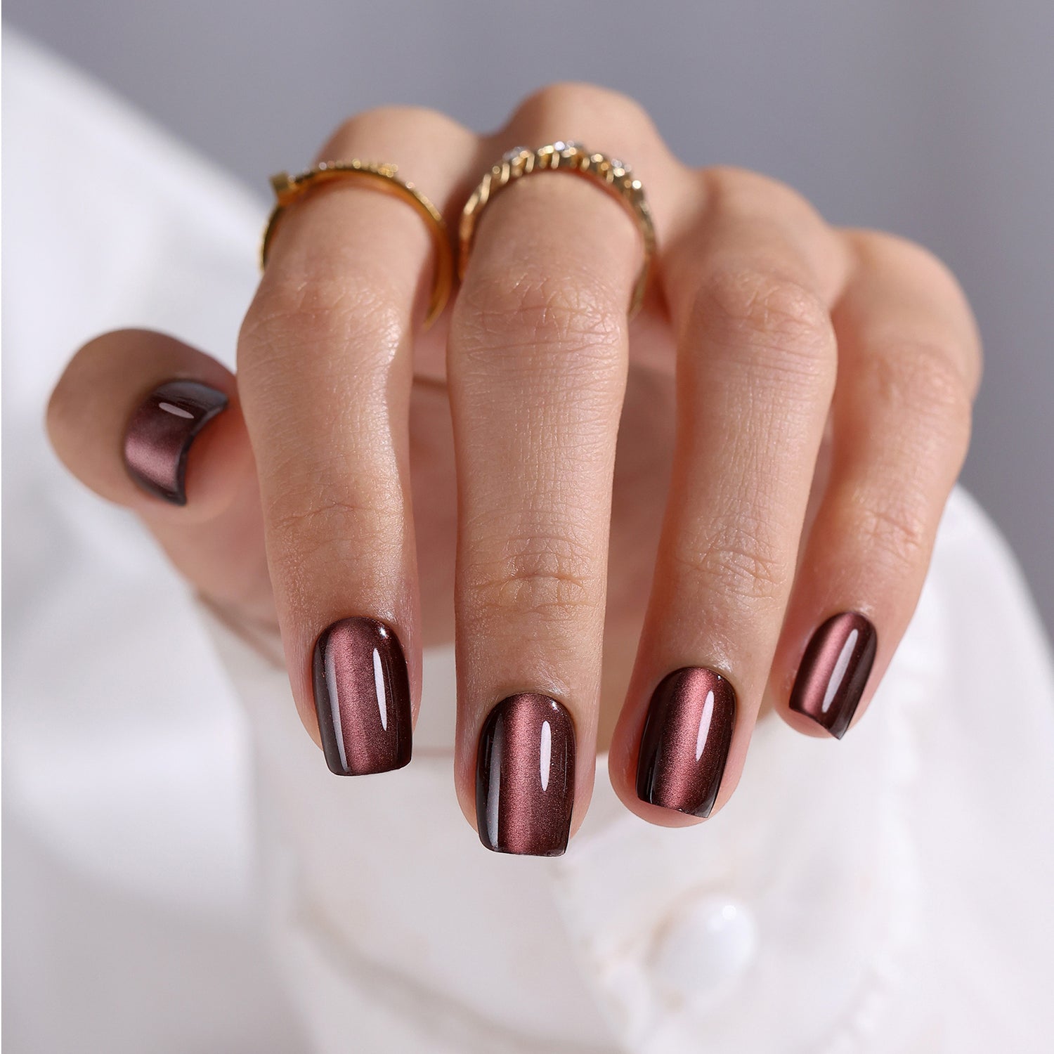 Cocoa Brown Cat Eye Short Square Nails