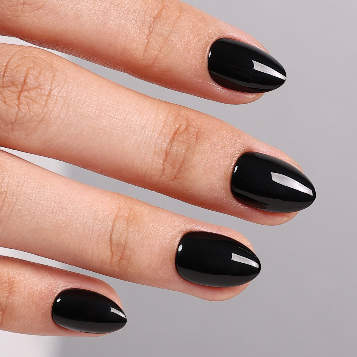 Chic Black High Gloss — Extra Short Almond close-up of the glossy black finish and almond silhouette | SHANGMENG®