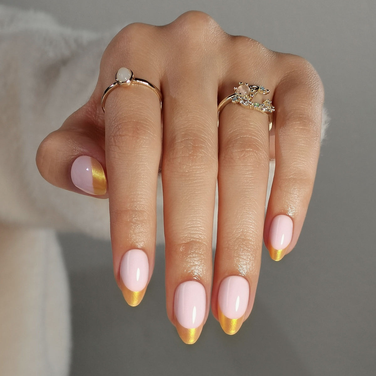 French Lilac Pink Almond Reusable Soft Gel Press-On Nails craft detail view | SHANGMENG®