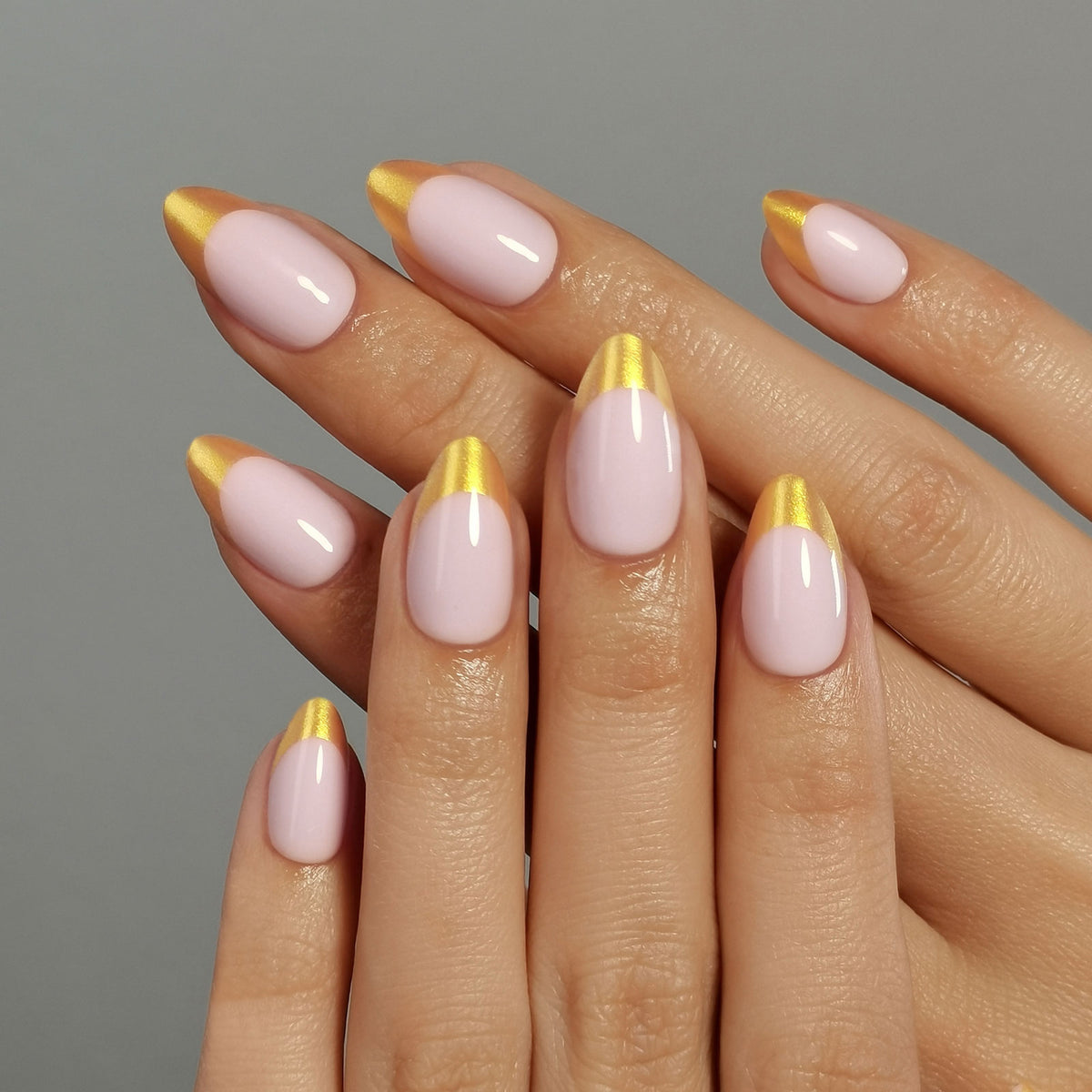 French Lilac Pink Almond Reusable Soft Gel Press-On Nails main hand model view | SHANGMENG®