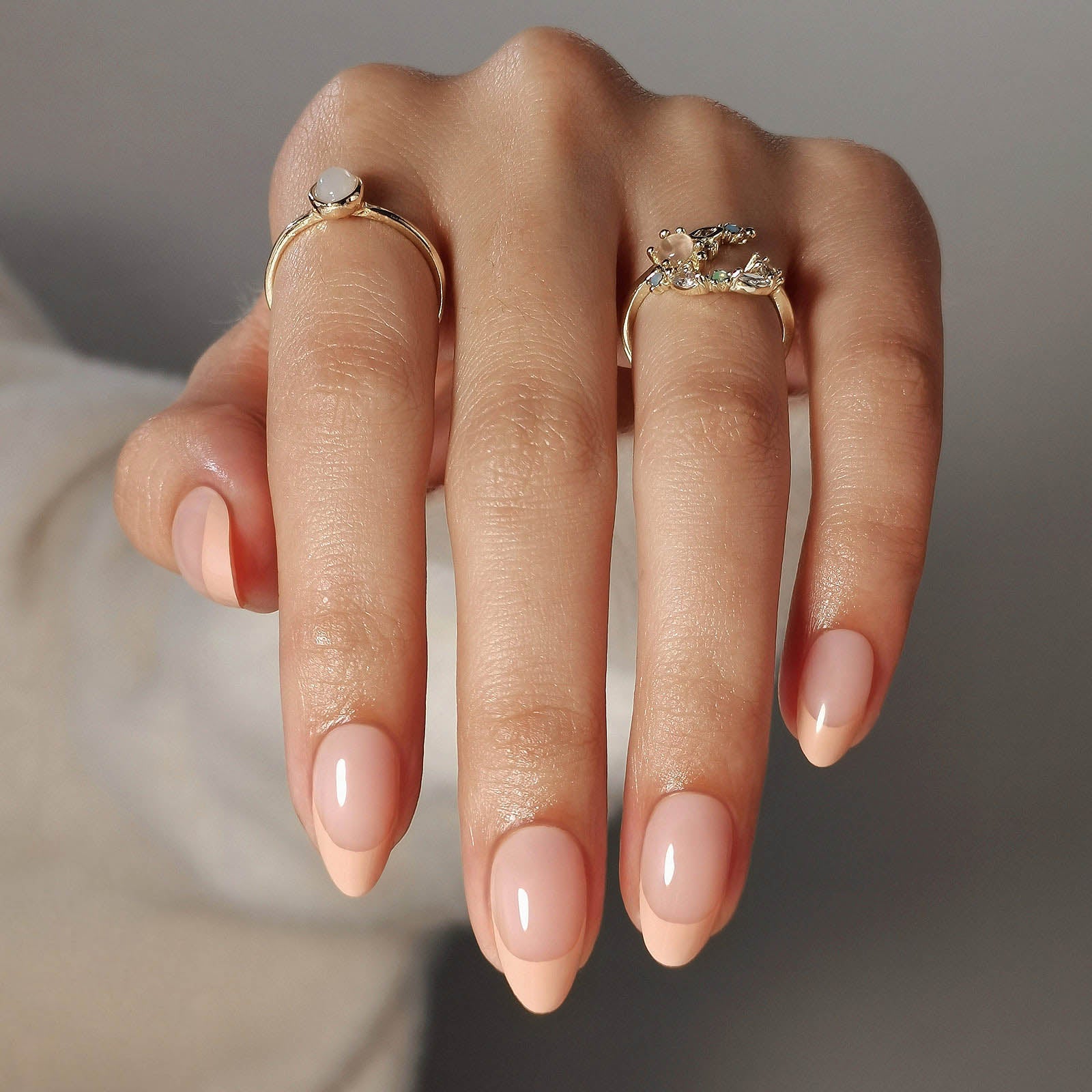 French Nude Almond Reusable Soft Gel Press-On Nails hand model detail | SHANGMENG®