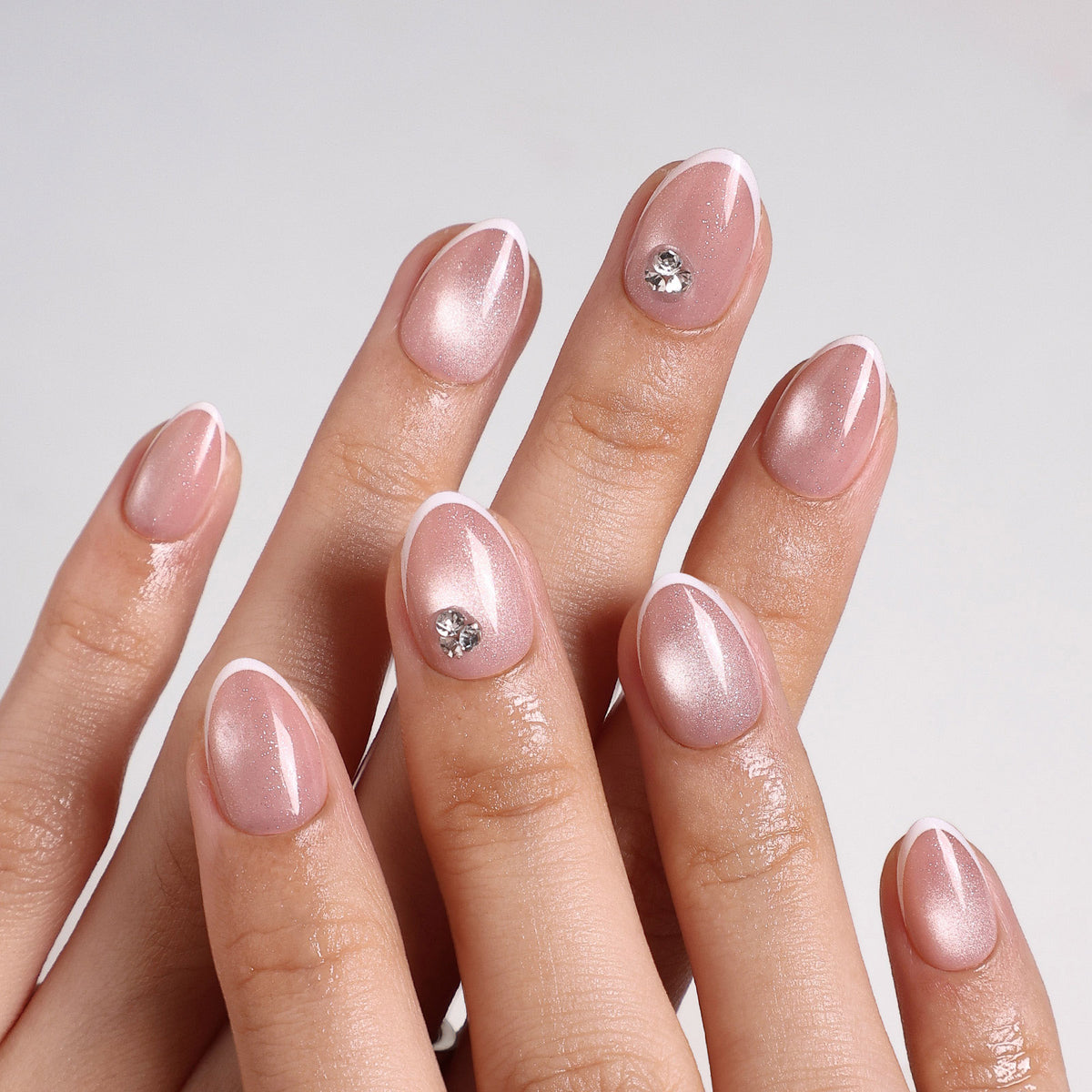 French Tip Cat Eye White Extra Short Almond Press-On Nails french tip macro detail view two | SHANGMENG®