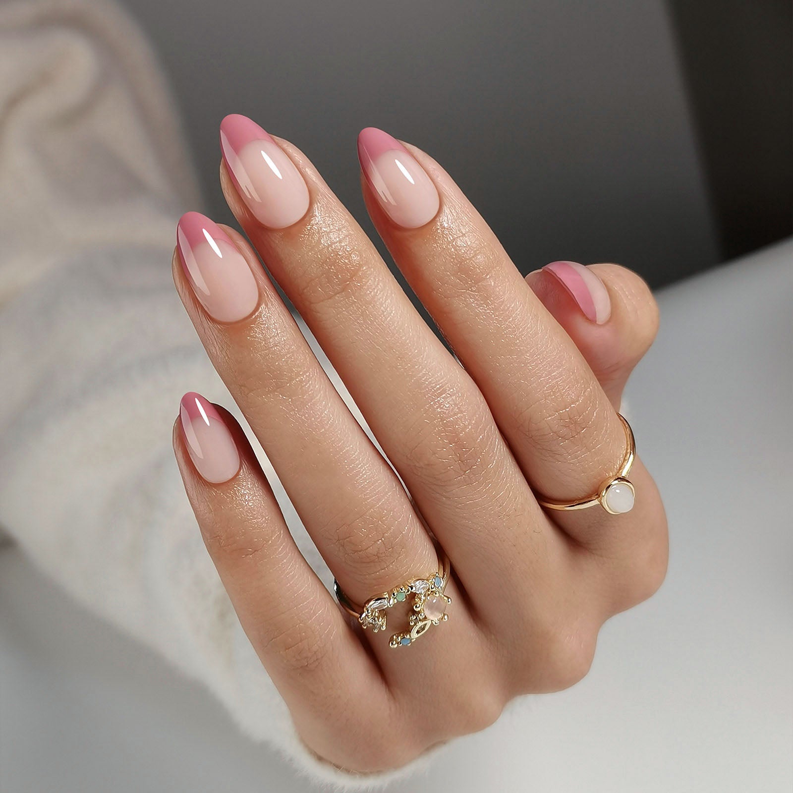 French Tip Dusty Rose Mauve Short Almond Press on Nails product image 7 | SHANGMENG®