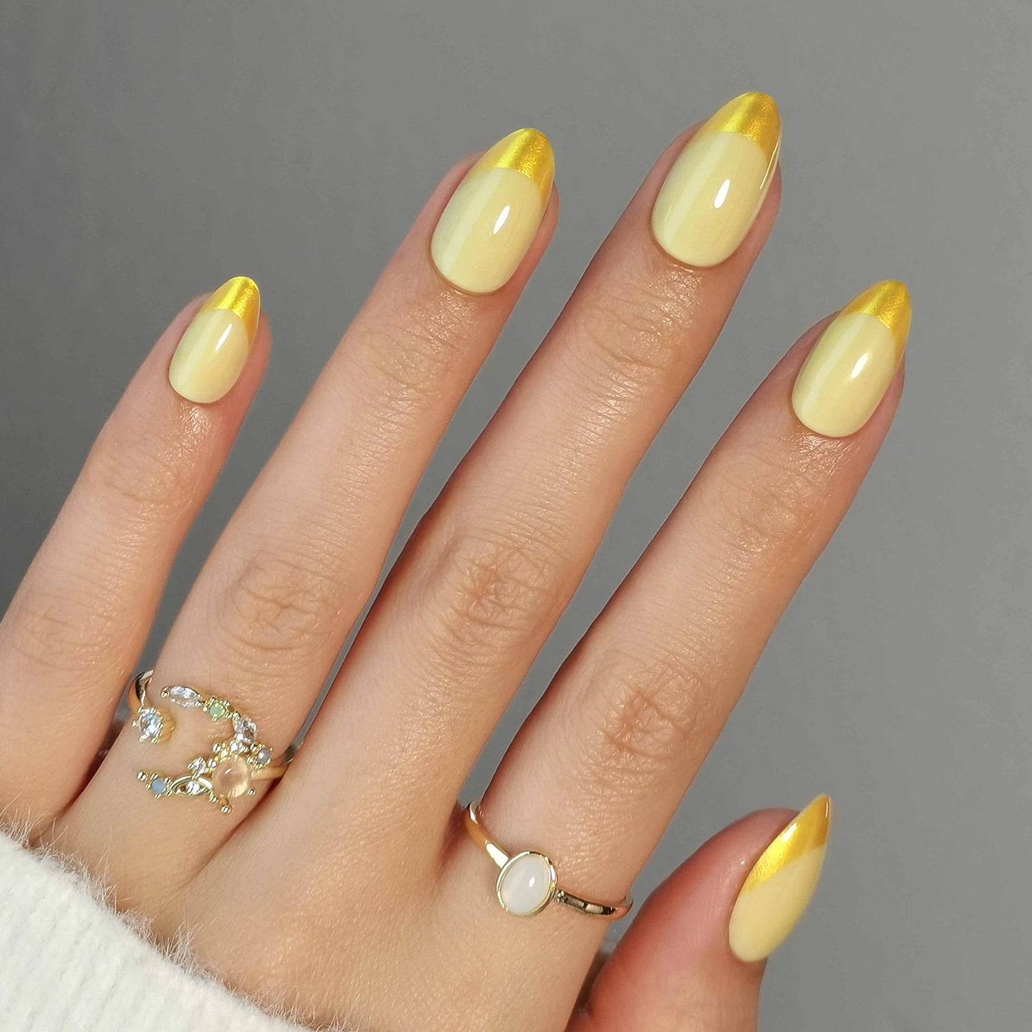 French Yellow Gold Almond Reusable Soft Gel Press-On Nails main hand model view | SHANGMENG®
