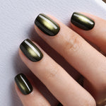 Gilded Noir Cat Eye Black Gold Short Square Press-On Nails cat eye gold shimmer finish macro | SHANGMENG®