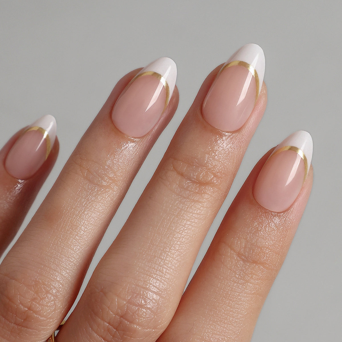 Golden Silk Gold Ribbon — Short Almond on hand fingers detail | SHANGMENG®