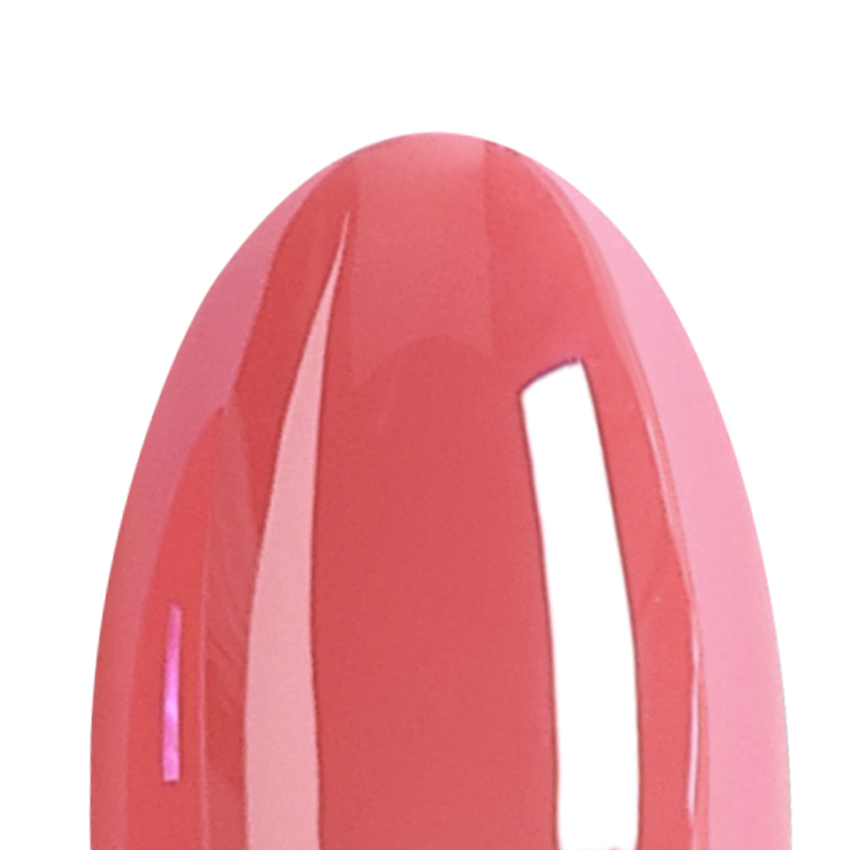 Guava Blush Chrom — Extrakurze Mandelform, Nahaufnahme des Nagels mit glänzendem korallfarbenem Finish | SHANGMENG®