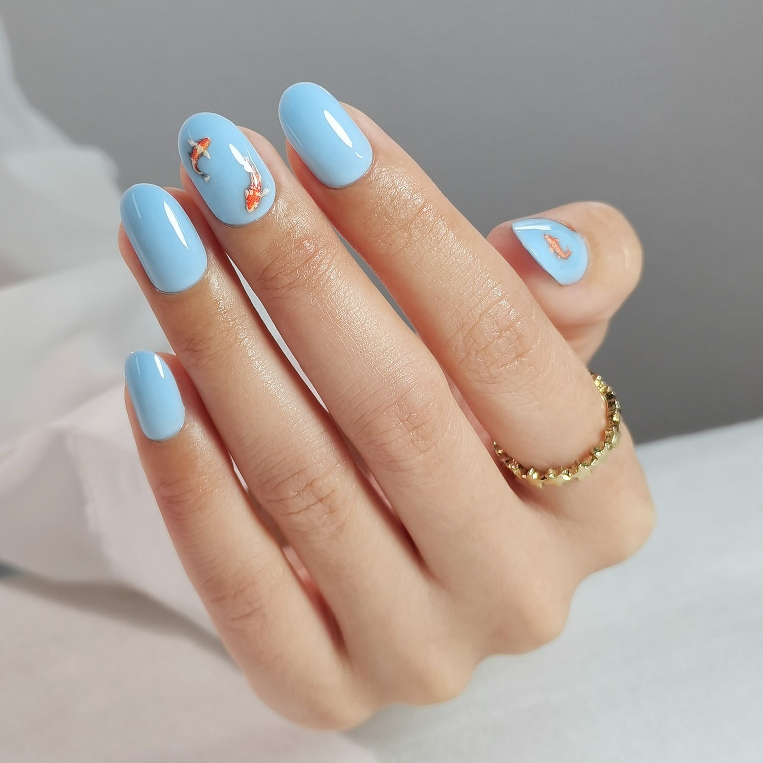 Blue Short Oval Press-on Nails