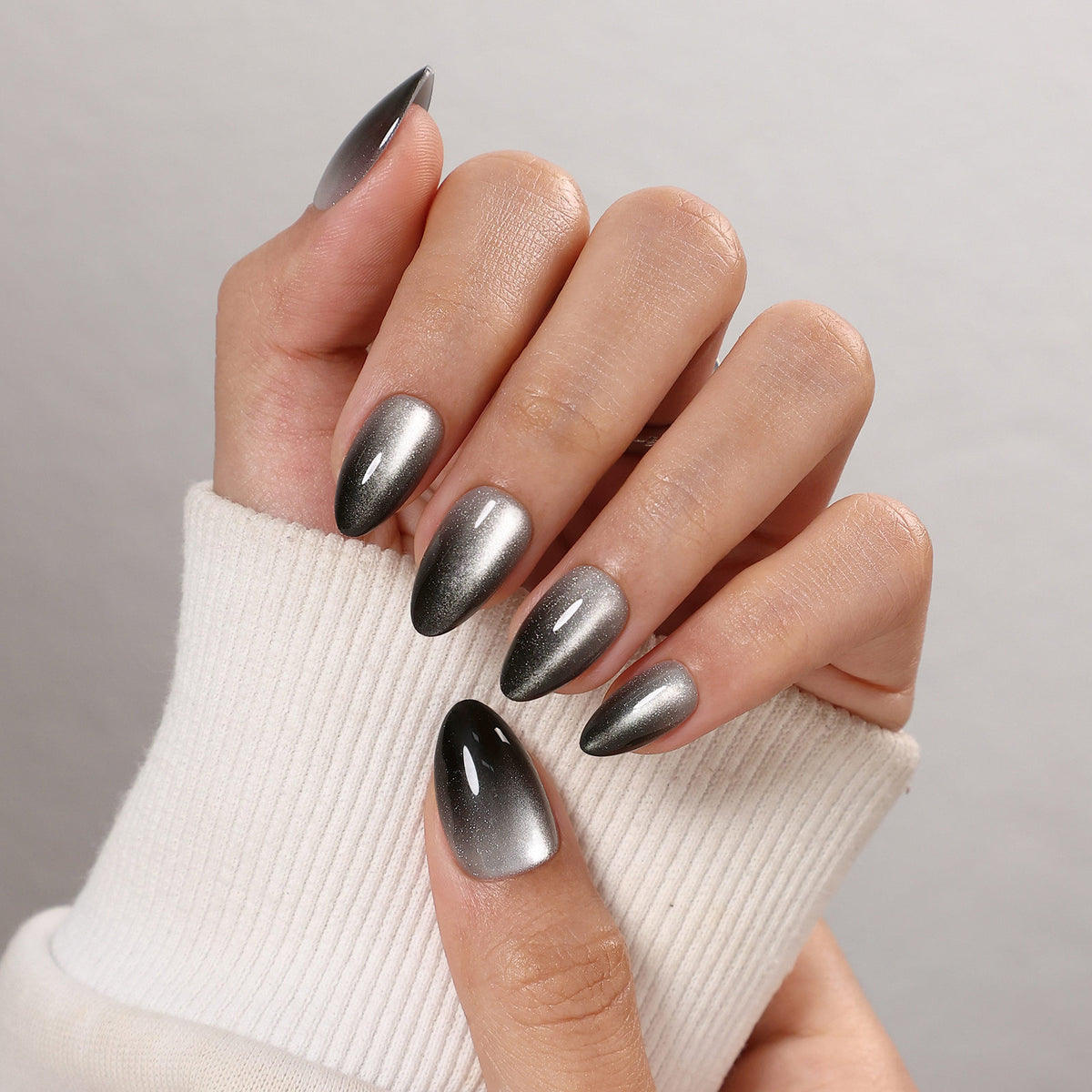 Onyx Silver Black Cat Eye Short Almond nail detail | SHANGMENG