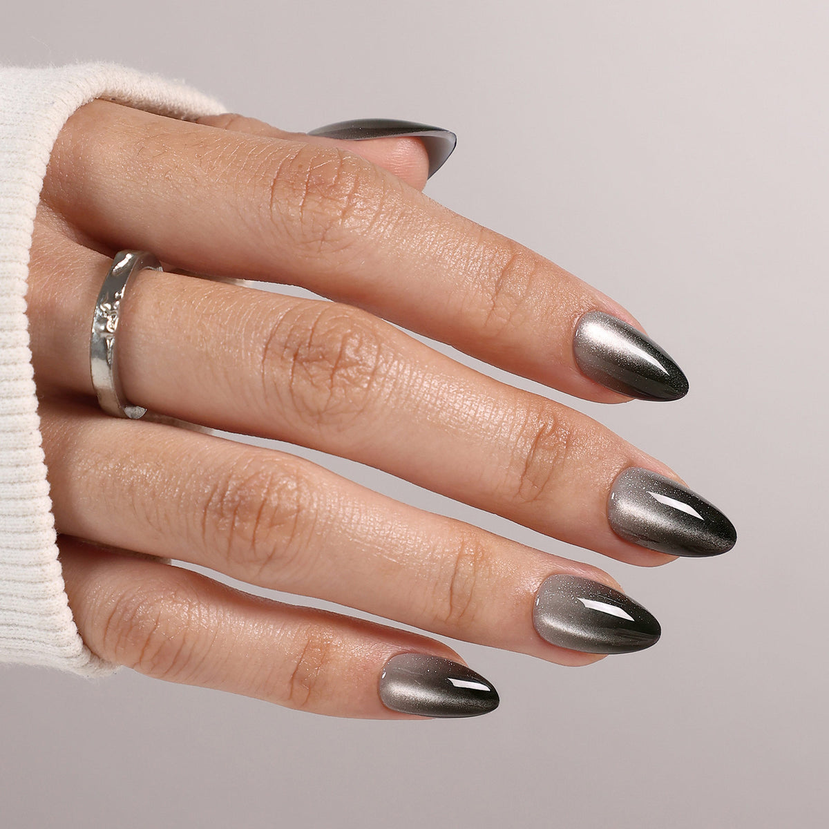 Onyx Silver Black Cat Eye Short Almond additional hand view | SHANGMENG