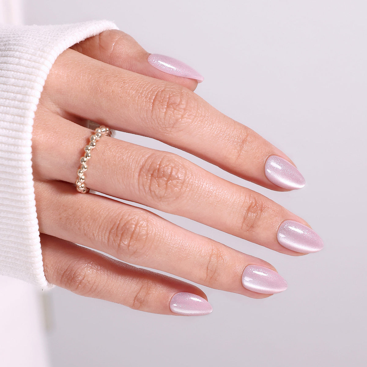 Pearl Blush Cat Eye — Extra Short Almond side view of the full set | SHANGMENG®