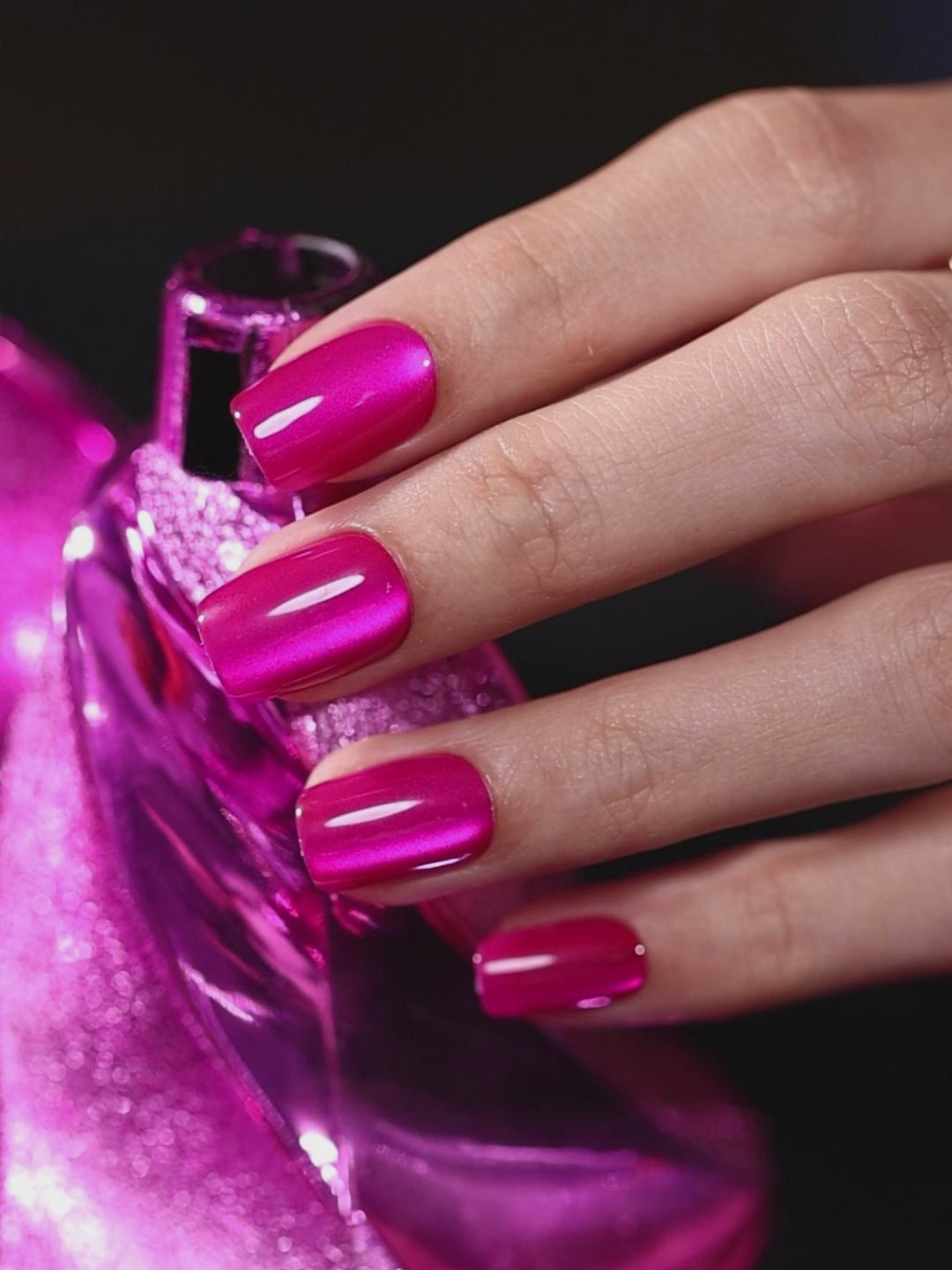 Cat Eye Hot Pink Soft Gel Square Nails close up detail | SHANGMENG®