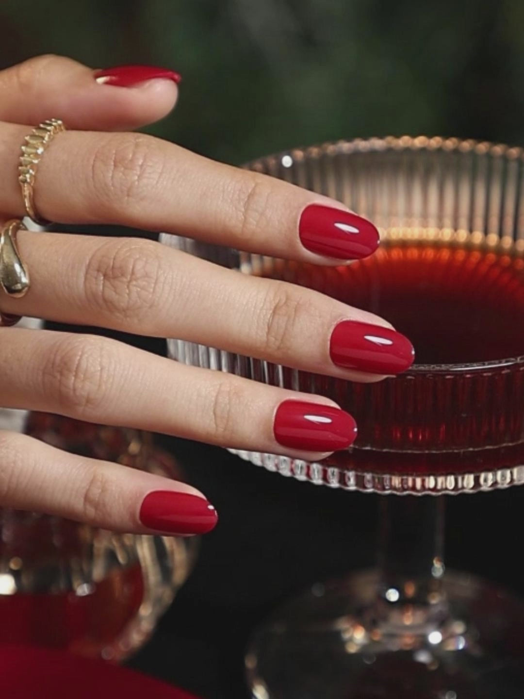 Cherry Dark Red Christmas Short Oval Nails UV cure 6-layer soft gel process | SHANGMENG®