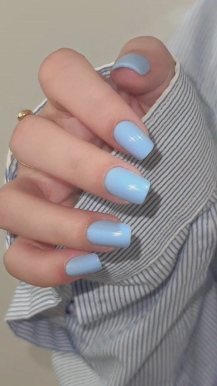 Soft Blue Square Gel Press on Nails on hand angle view | SHANGMENG®