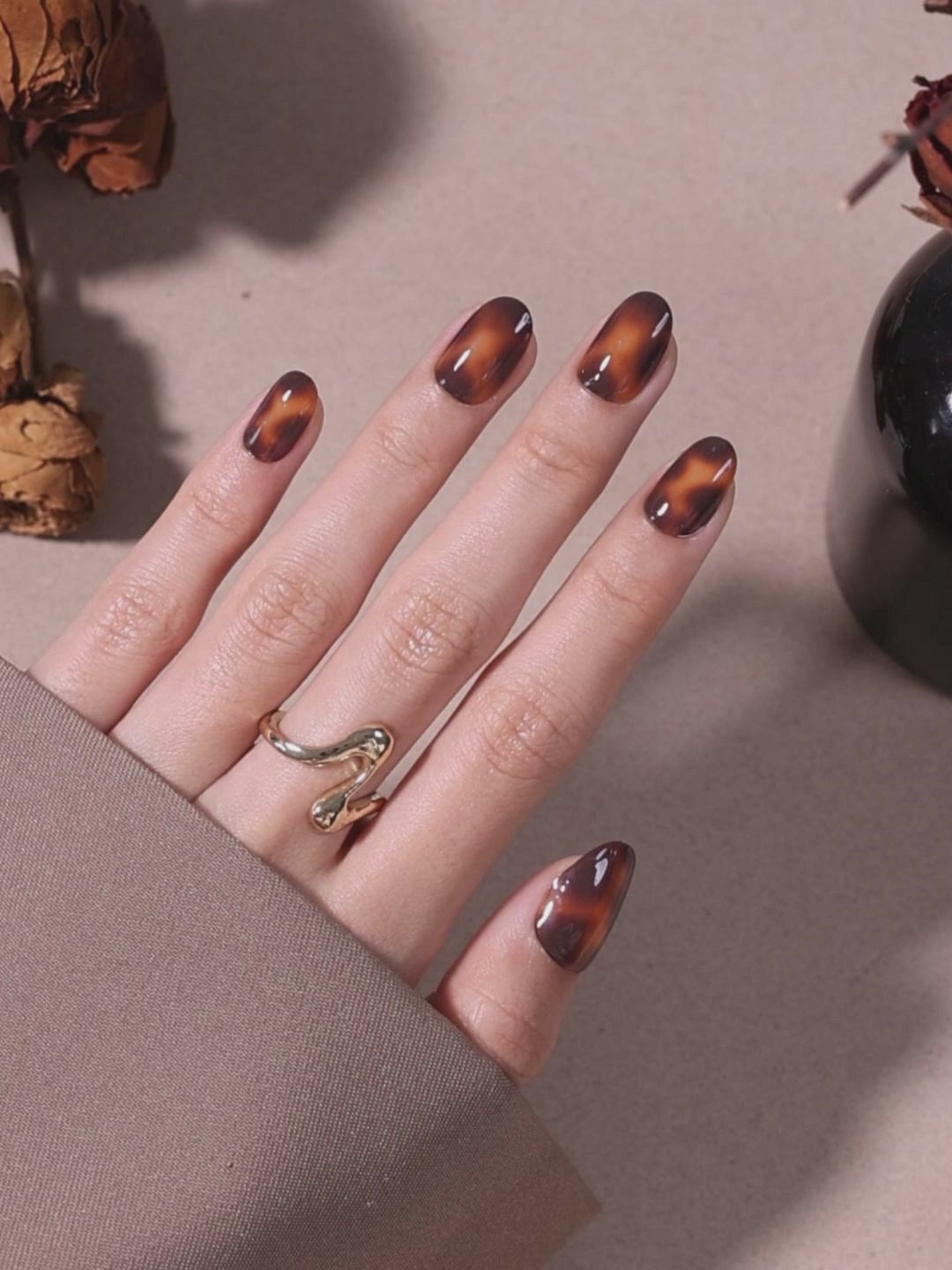 Tortoise Shell Brown Oval Nails Press on product video | XNPH1950(MH-4)