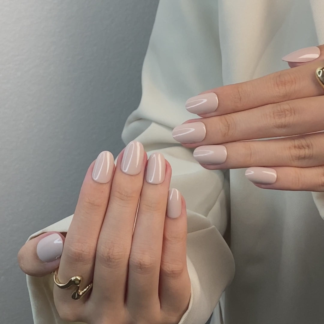 Nude Pink Short Oval Press On Nails single nail closeup finish | SHANGMENG®
