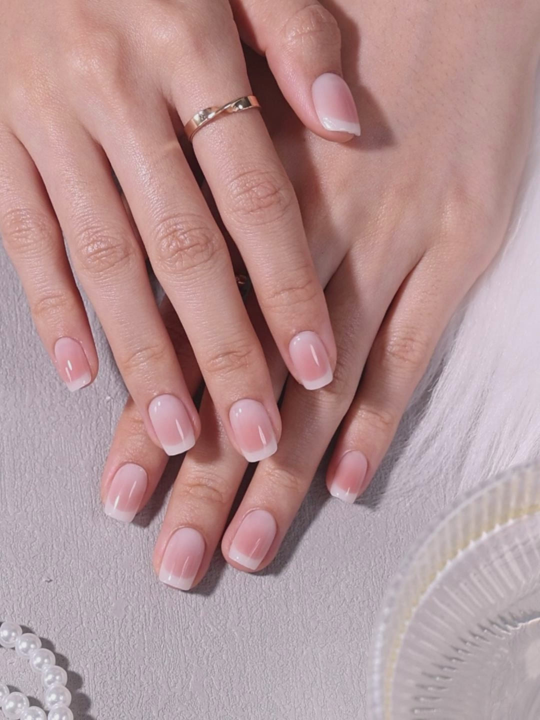 Creamy White French Tips Short Square Nails product video | XNFS245(MH-5)