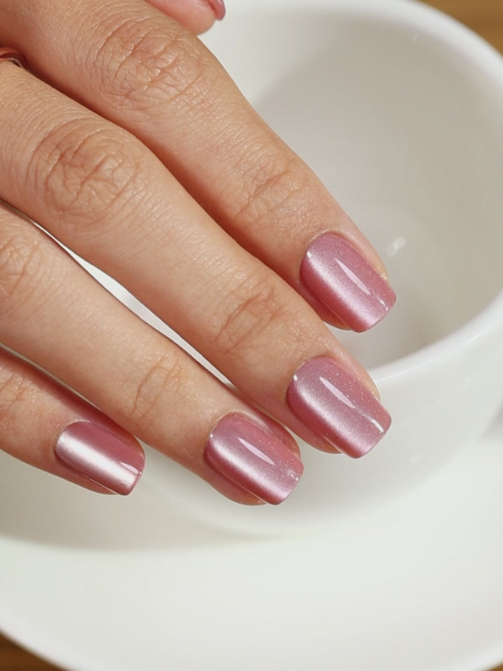 Cat Eye Nude Pink Soft Gel Nails single nail closeup finish | SHANGMENG®