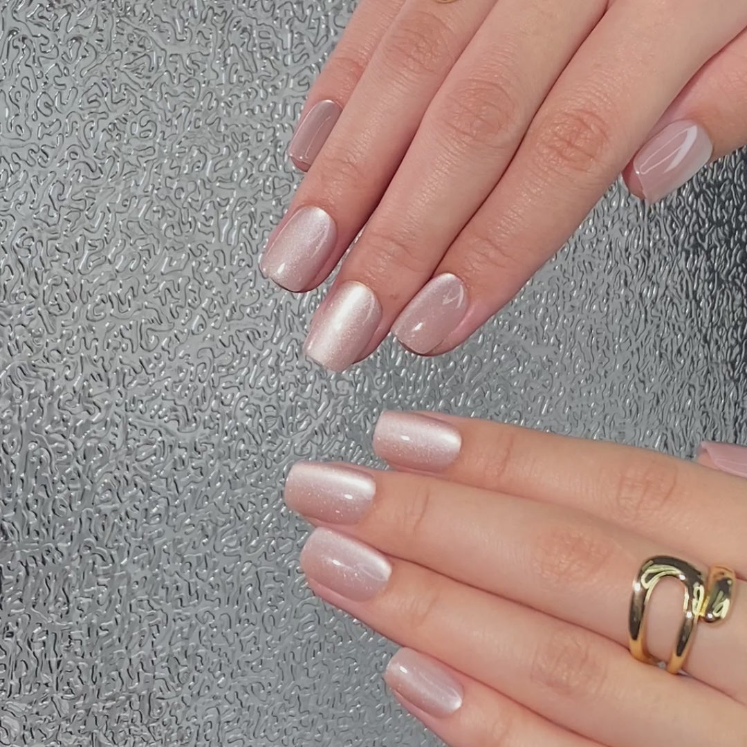 Cat Eye Light Beige Glam Short Square Nails UV cure 6-layer soft gel process | SHANGMENG®