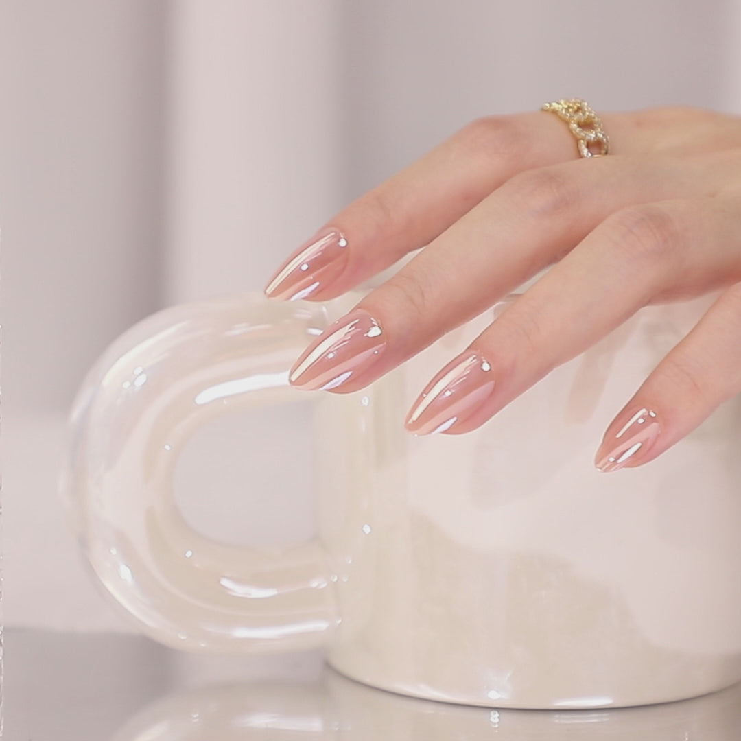 Glazed Chrome Aurora Beige Almond Nails single nail closeup finish | SHANGMENG®