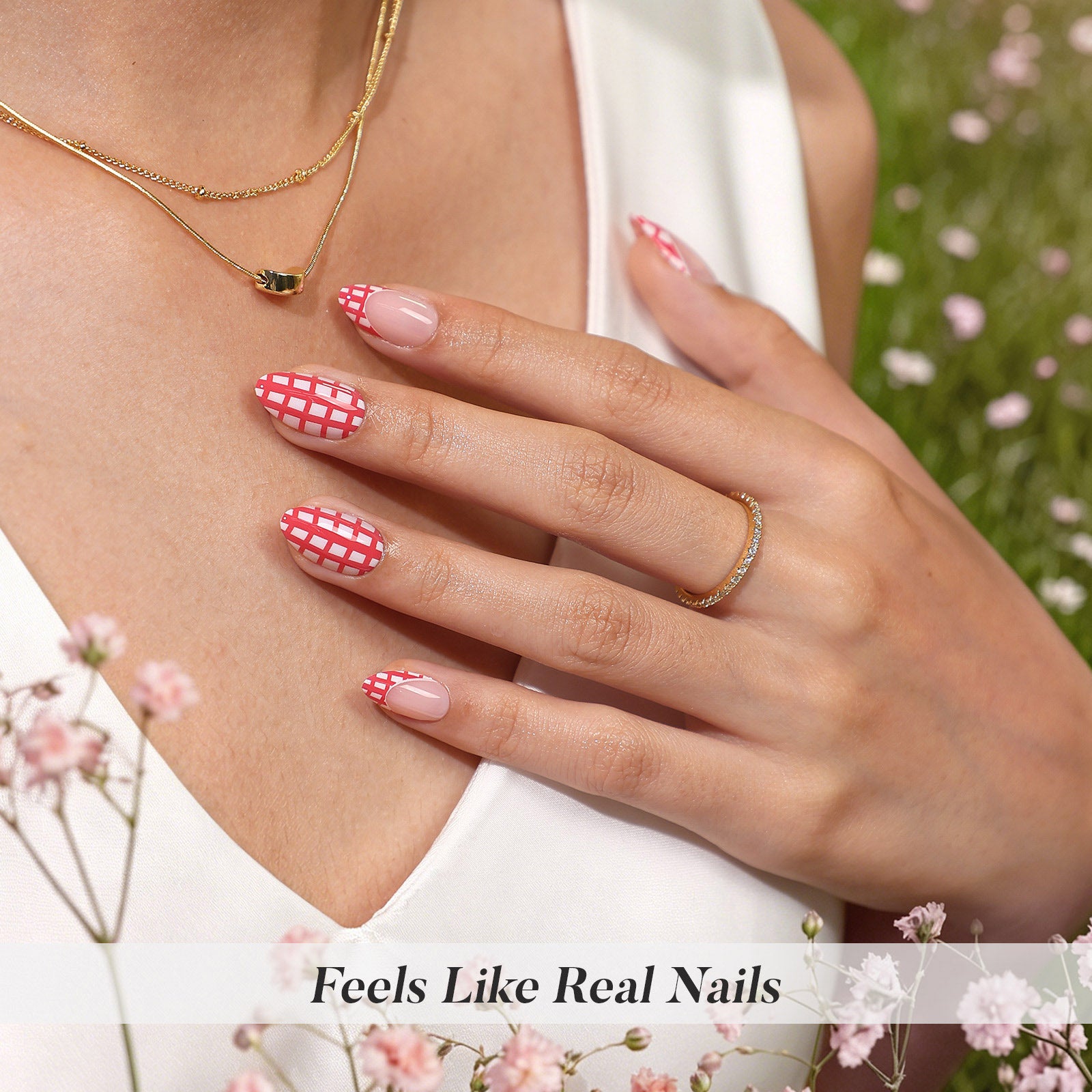 French Tip Plaid Red Short Almond Soft Gel Press on Nails product image 1 |  SHANGMENG®