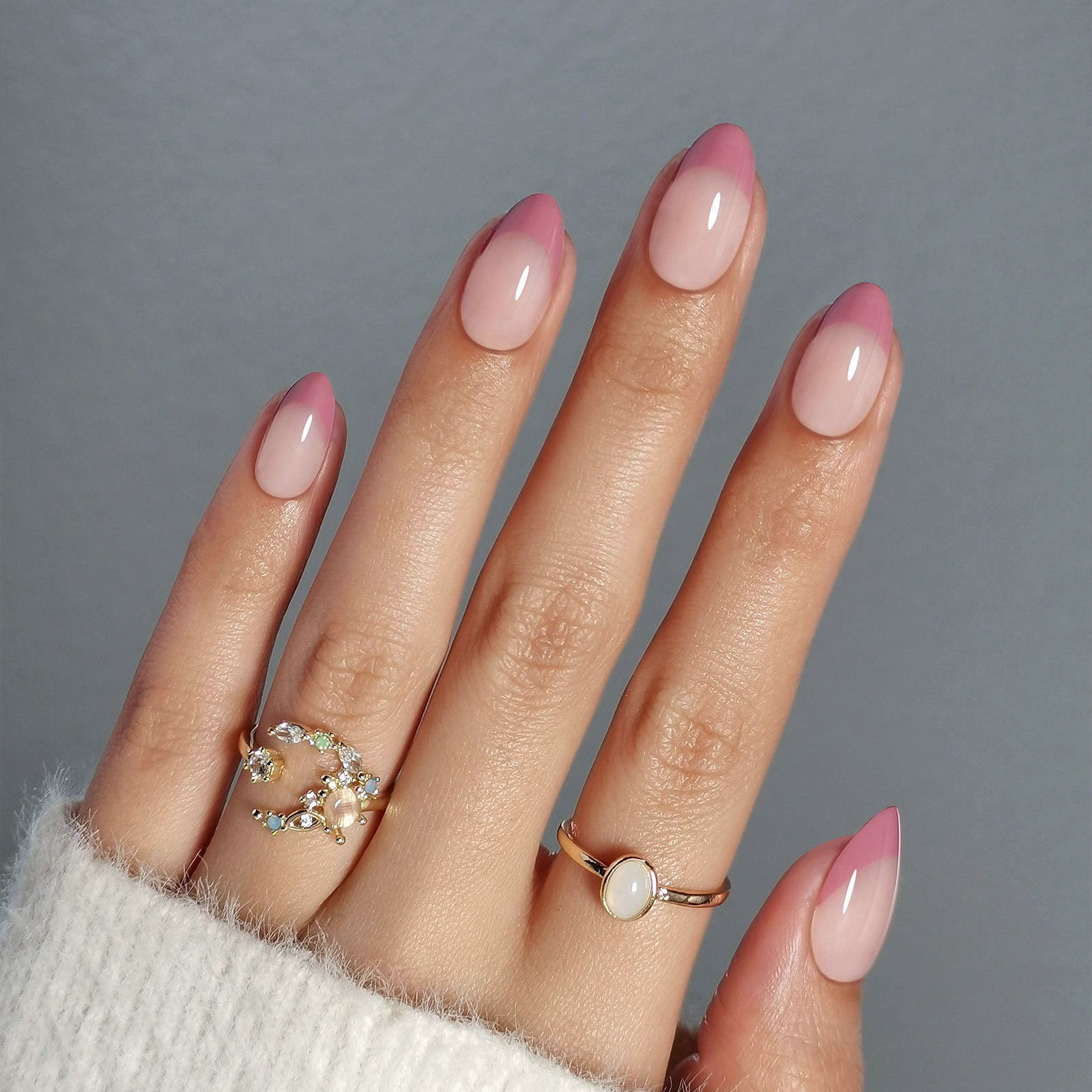 French Tip Dusty Rose Mauve Short Almond Press on Nails product image 1 | SHANGMENG®