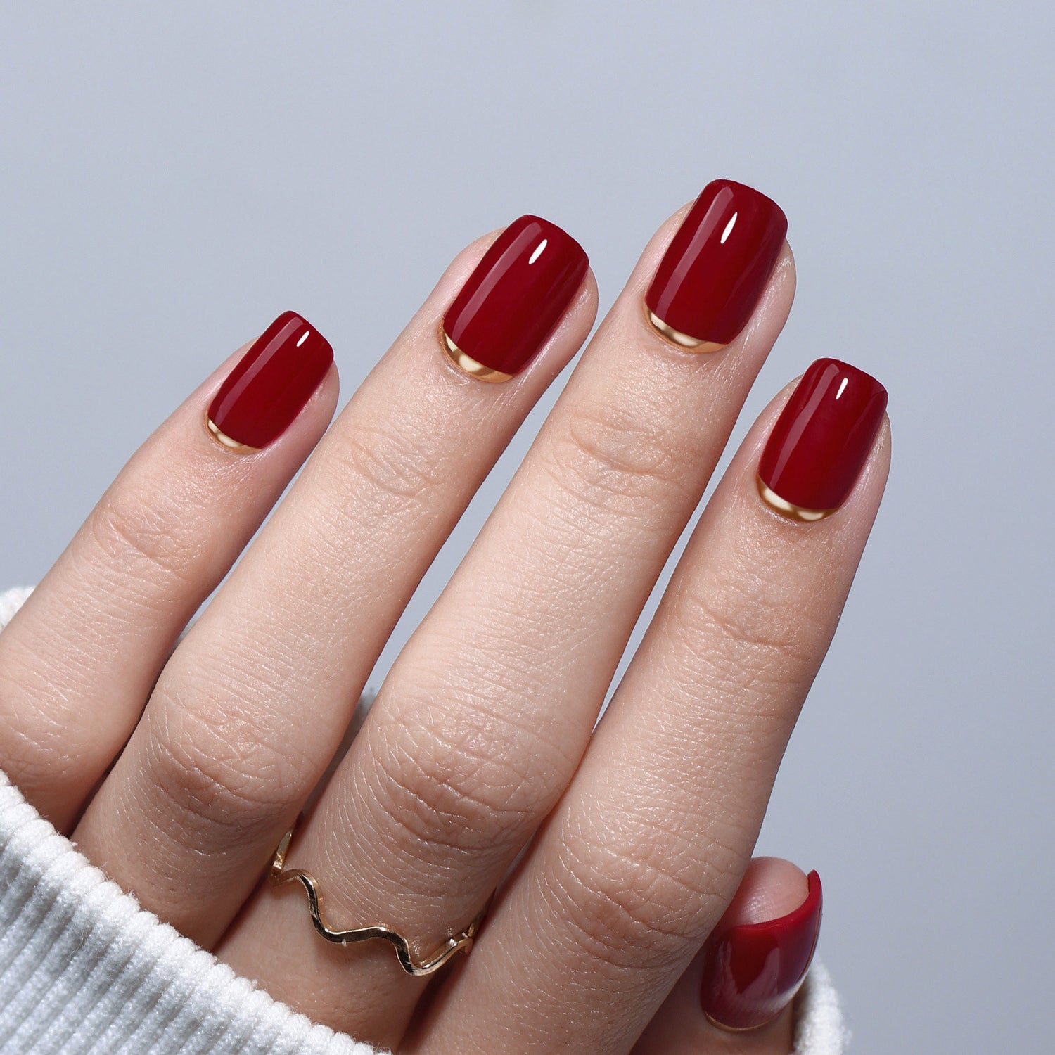 Dark Red 3d Gold End Short Square Nails