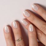 White Mirror Chrome Extra Short Almond Press-On Nails length and scale on hand | SHANGMENG®