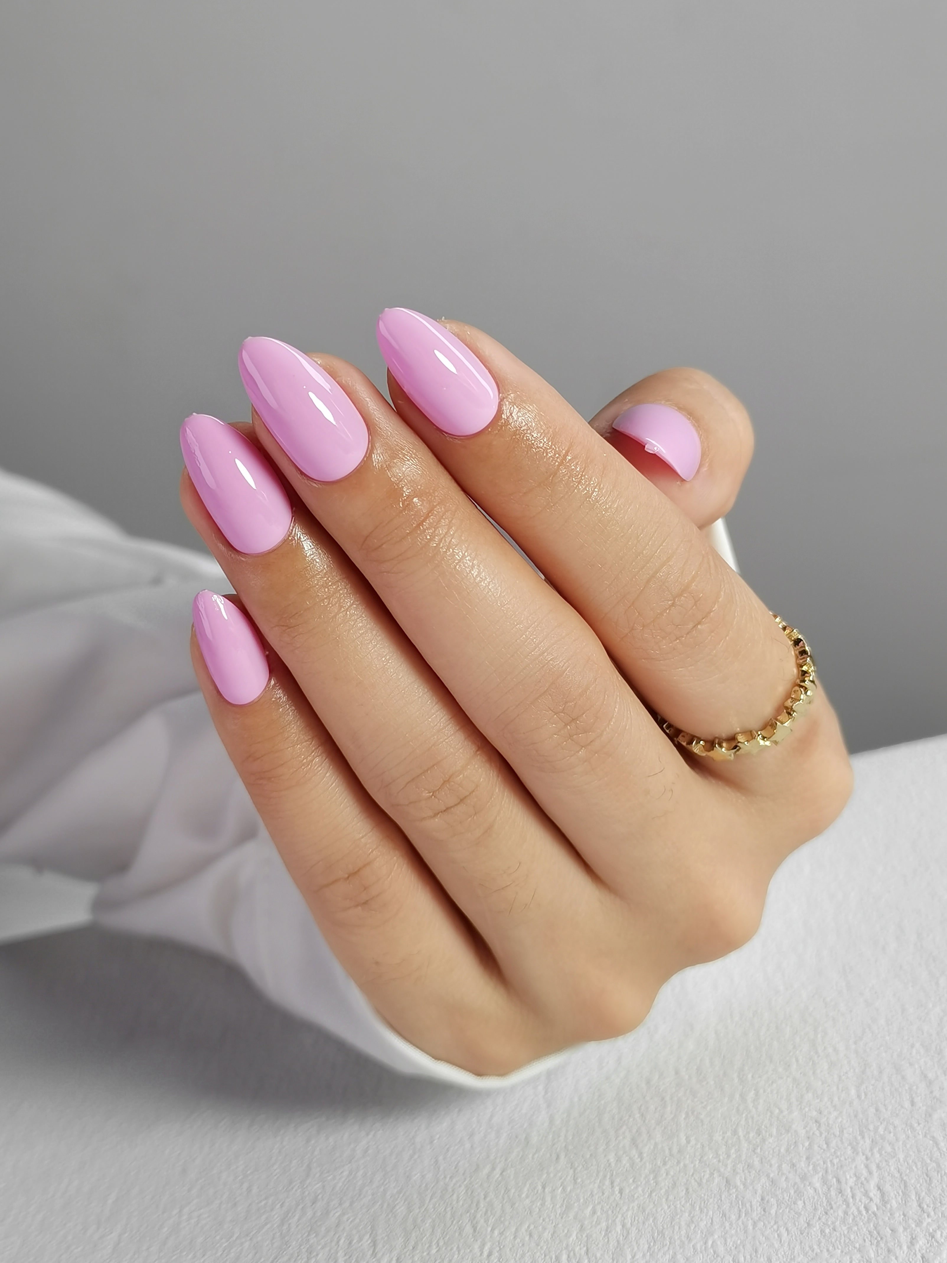 Youth Pink ツヤ仕上げ ショートアーモンド ネイルチップ – SHANGMENG